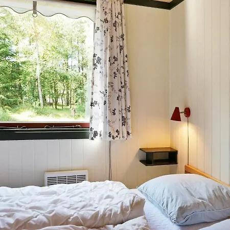 Two-bedroom Holiday In Nexo 2 度假居 *